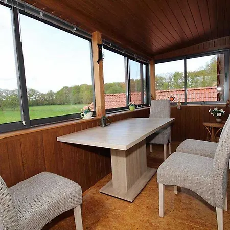 Am Kaiserwald, 15191 *